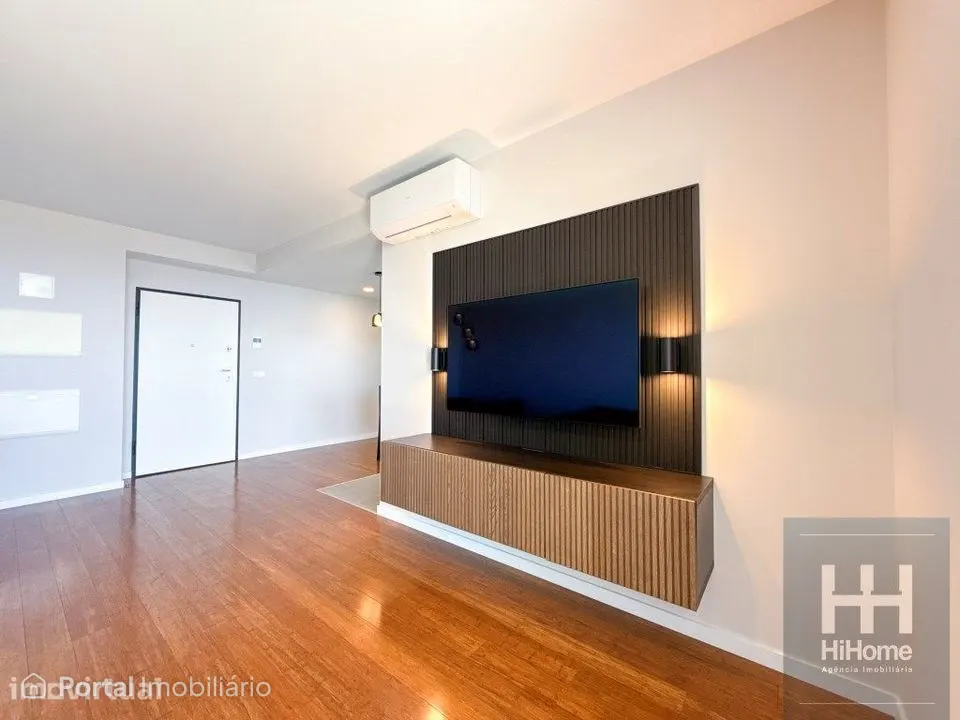 Apartamento T1 novo mobilado no edifício Alameda Formosa IV