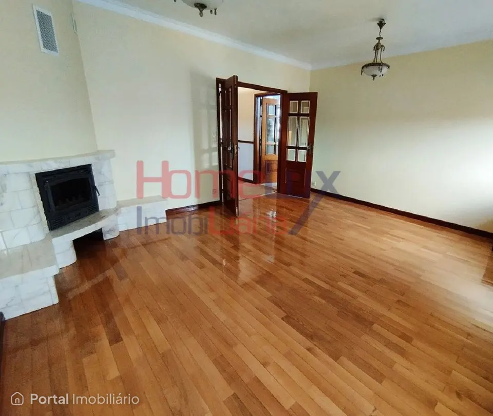 Andar Moradia T3 Duplex, c/ Terraço, Porto