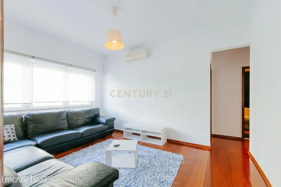 Apartamento T2 em Arroios com Terraço, Lisboa - Localização Central e