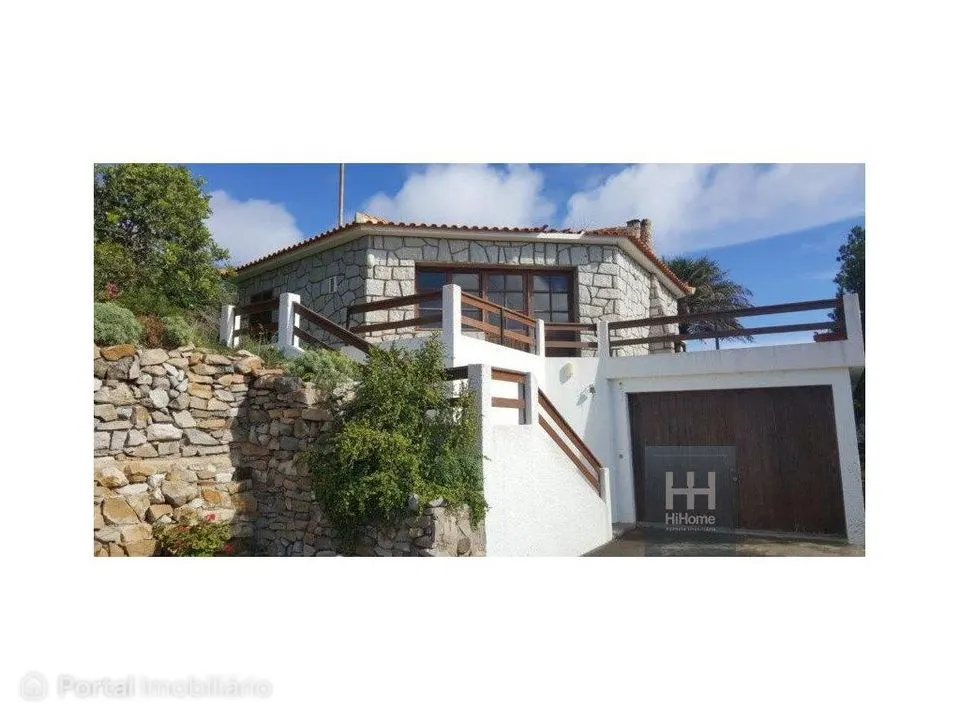 Moradia T2 para Recuperar com Vista Desafogada - Porto Santo