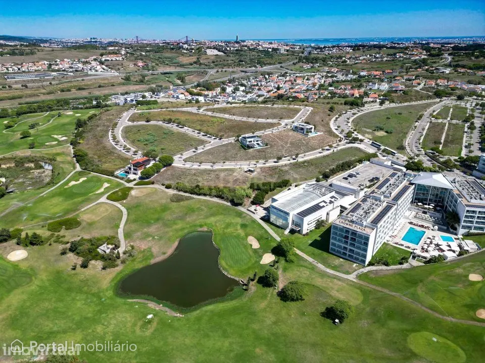825 m² de Exclusividade num Novo Condomínio na Aldeia dos Capuchos, Ca