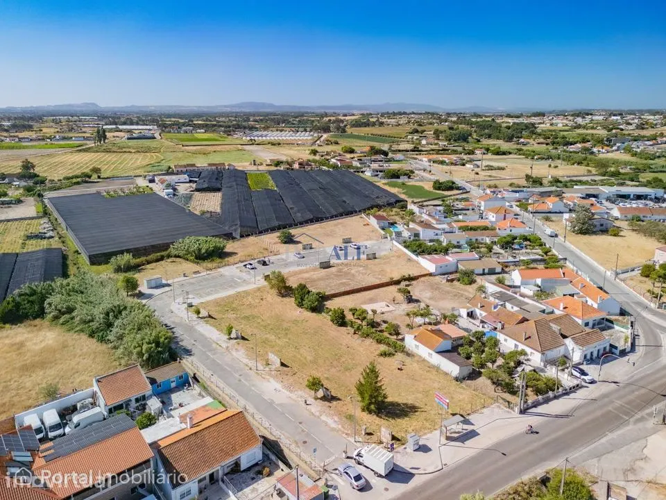 Lote de terreno construção com projeto aprovado, na Broega Montijo