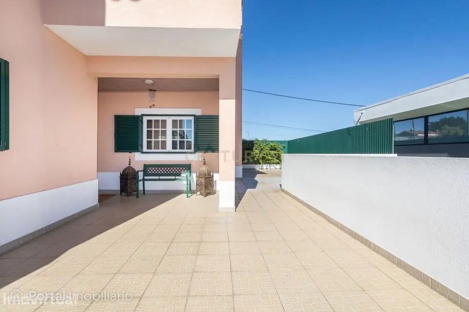 Moradia T4 em Setúbal | Conforto, Espaço e Privacidade