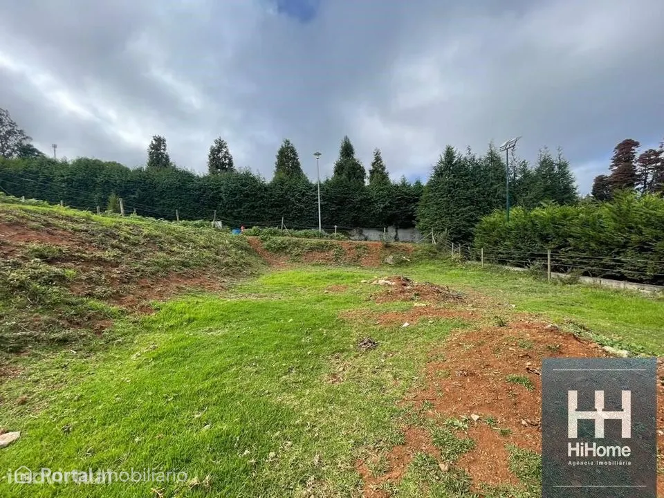 Land for sale in Santo António da Serra