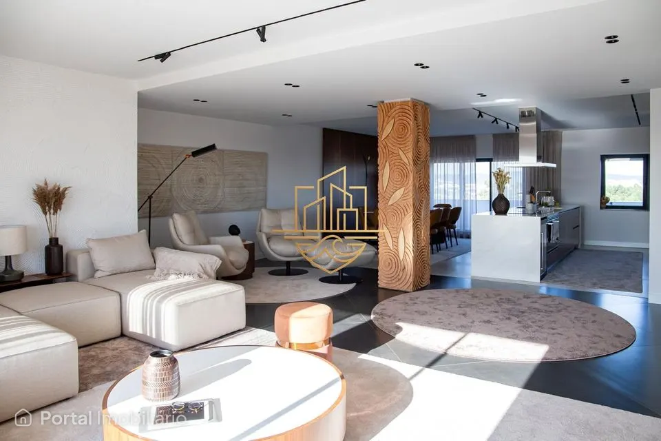 4-bedroom apartment for sale in Paranhos