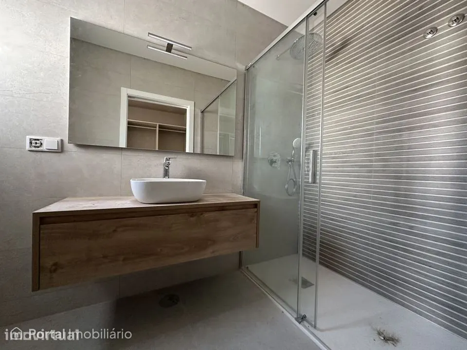 Moradia térrea NOVA T3+1 próximo das praias da Ericeira