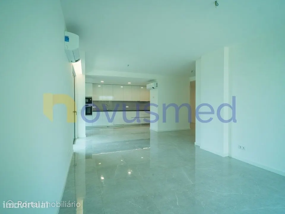 Apartamento T2 em Albufeira, Piscina e Garagem