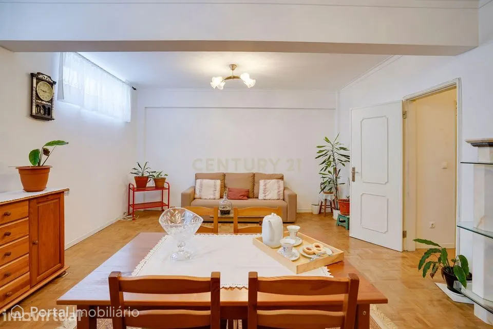 Apartamento T1+1 Amadora|Espaço, Conforto e excelente Localização