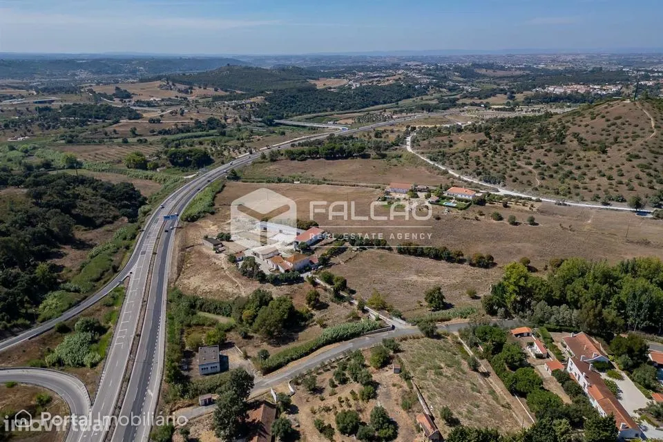 Moradia T3 Venda em Santarém (Marvila), Santa Iria da Ribeira de Santa