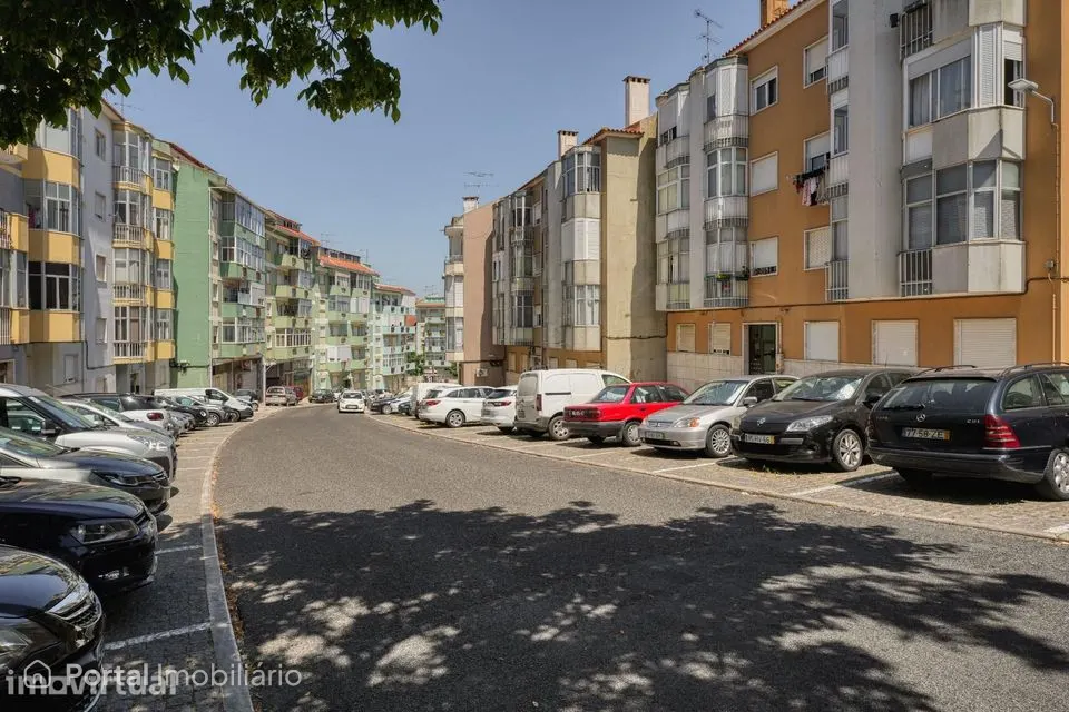 Apartamento T2 Amadora — Falagueira
