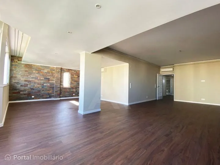 4-bedroom apartment for sale in Cascais