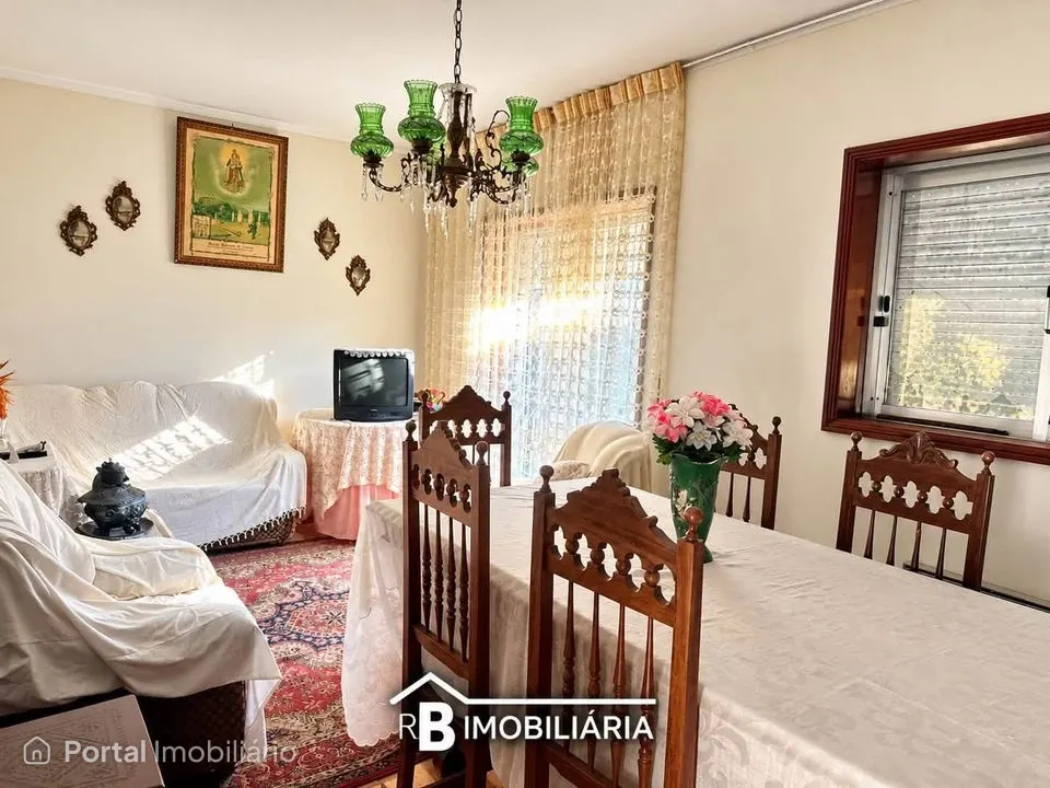 5-bedroom house for sale in Escariz