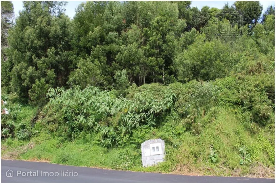 Land for sale in Terra Chã