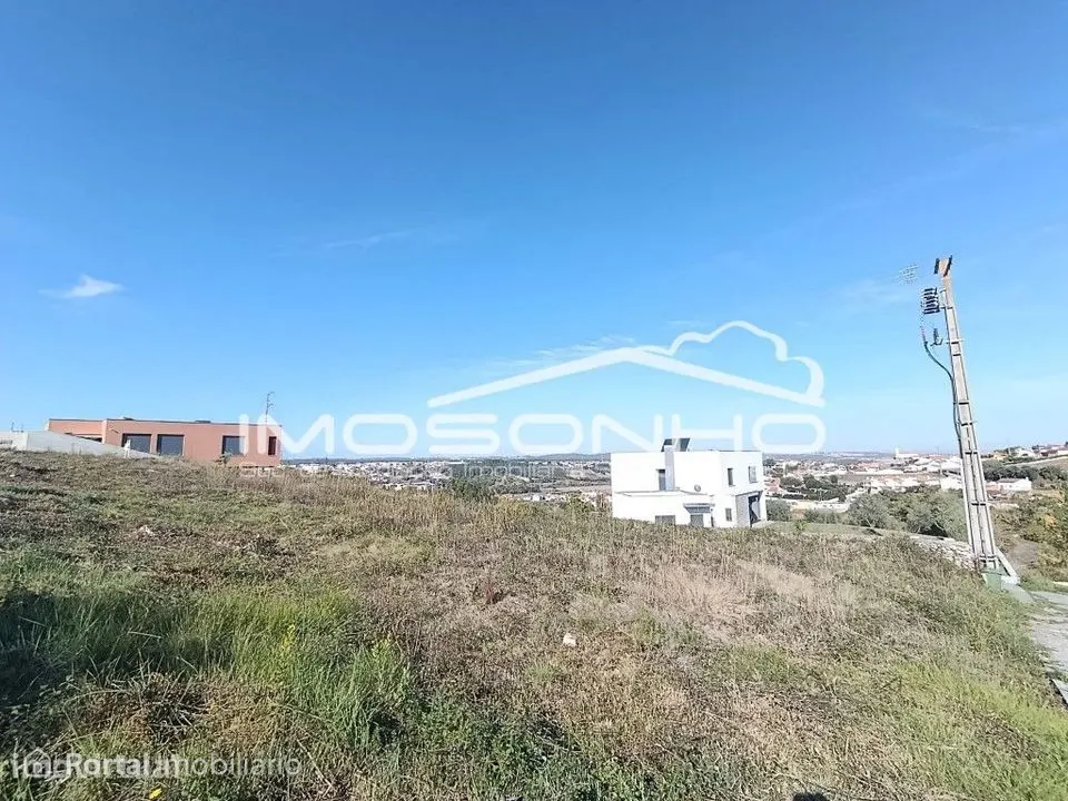 Terreno para Construção com Vista Fantástica e Desafogada