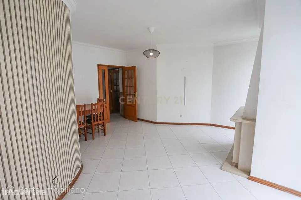 Apartamento T2 em Alenquer