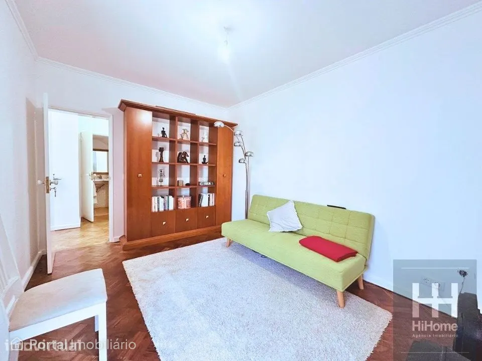 Excelente Moradia Geminada T3 com Vista Mar e Quintal Zona Tranquila