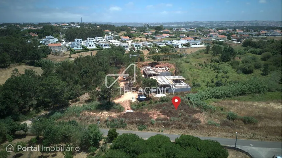 Terreno à venda em Caldas da Rainha