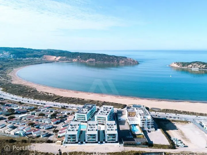 Apartamento T3 com 165 m2