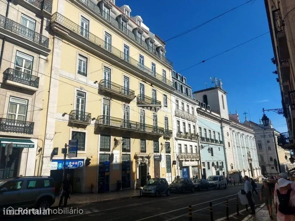 Escritório da banca com 44 m2 inserido no 6º andar de um edifício loca