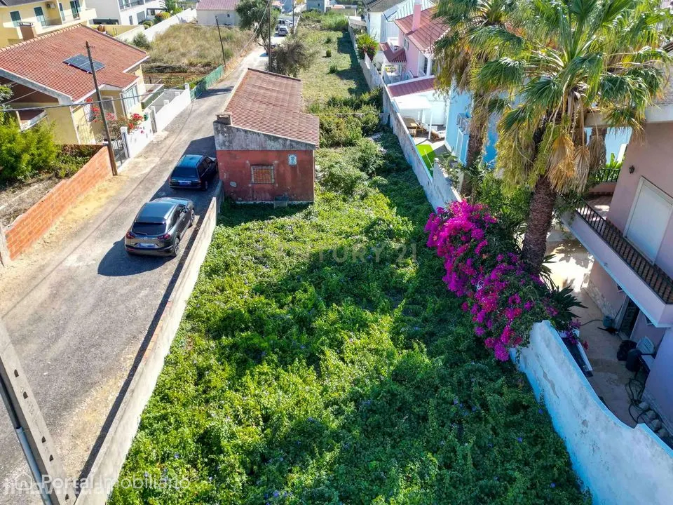 Terreno Urbano com Vista Mar em São Domingos de Rana