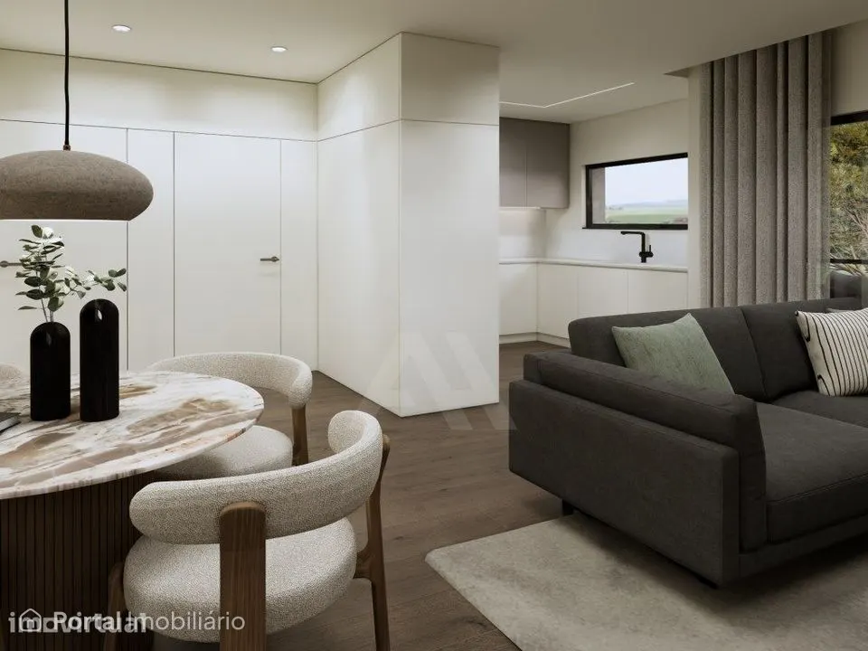 Apartamento T2 com garagem, varanda e piscina em Leiria