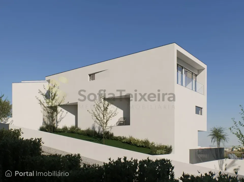 Casas das Oliveiras, 2 Frentes, Fracção F, T3 Gondomar