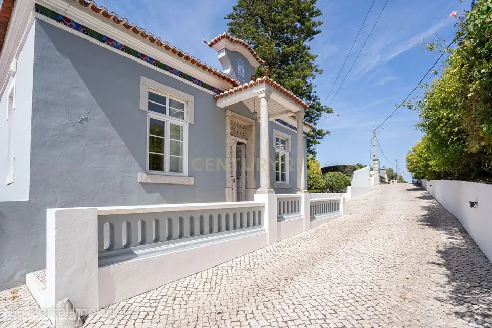 Quinta em Palmela 7.000 m2 de terreno. 1.600 m2 de construção e uma v