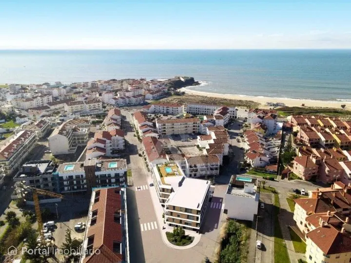 Apartamento T3 à venda em Peniche