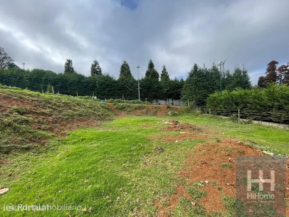 Land for sale in Santo António da Serra