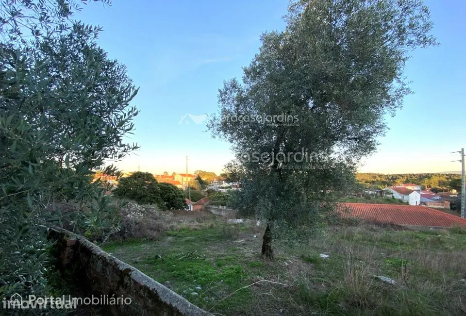 Terreno com 580 m2