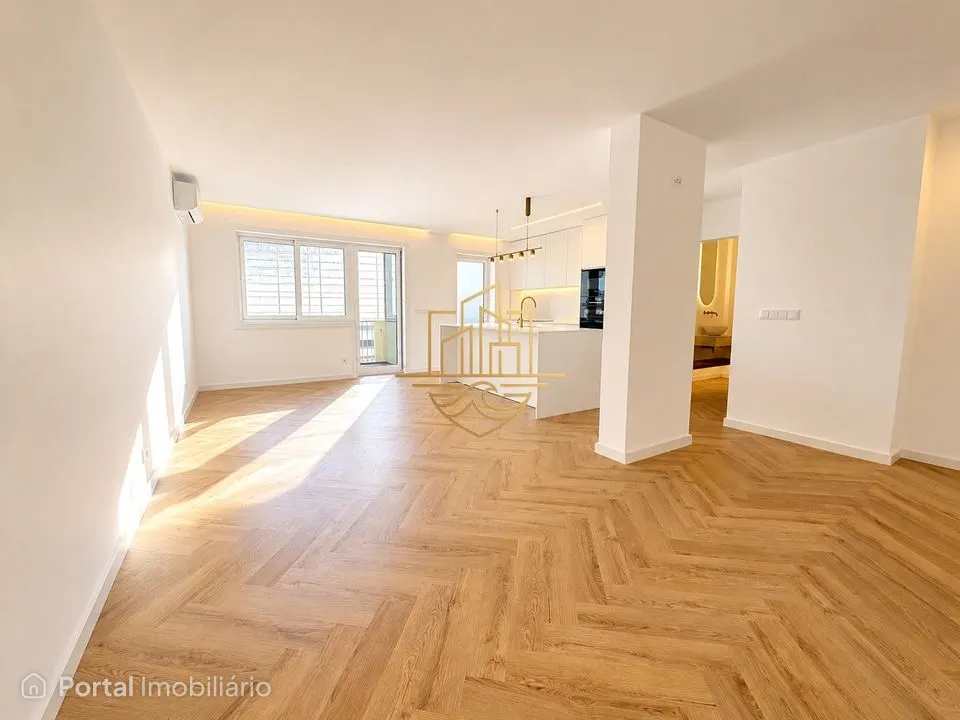 Apartamento T3 Venda em Ramalde,Porto