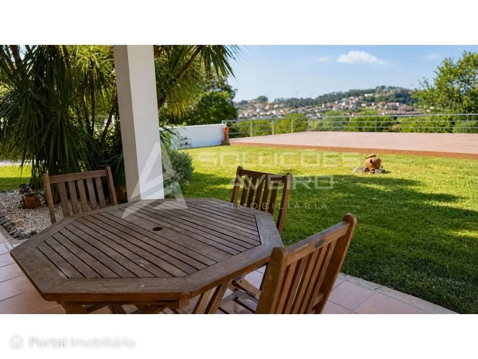 Moradia T3 de Luxo com Piscina em Águeda!
