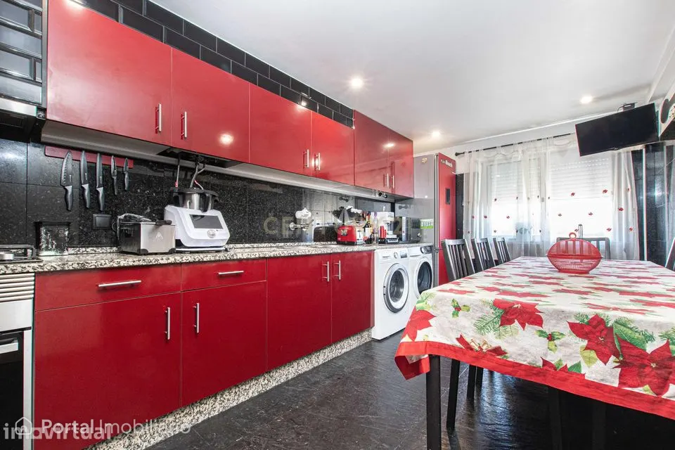 Apartamento T3 em Arcena