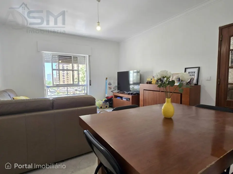Apartamento T2 Venda em Algueirão-Mem Martins,Sintra