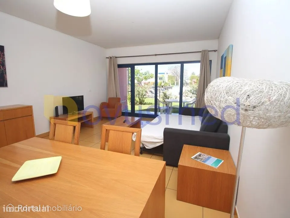 Apartamento T1 com piscina em Albufeira, junto à marina, perto da p...