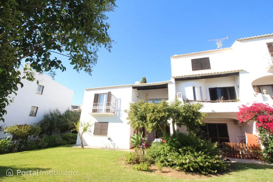 Apartamento T2, vista mar em São Rafael, Albufeira