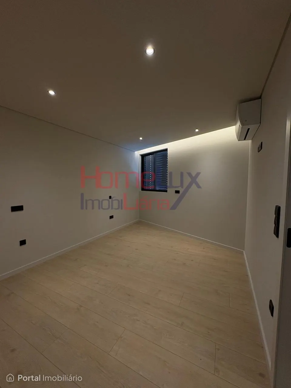 4-bedroom apartment for sale in Gondomar (São Cosme), Valbom e Jovim