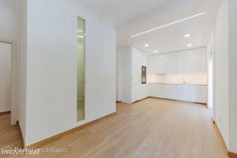 3-bedroom apartment for rent in Moscavide e Portela