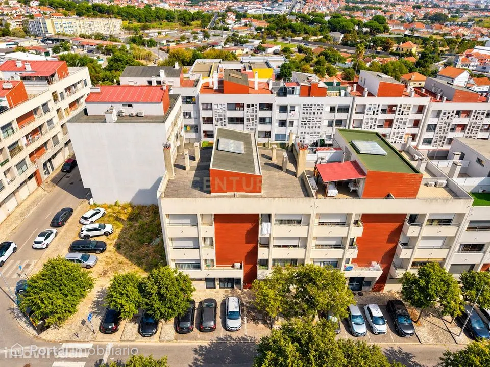 T2 R\C com 125m2 de logradouro Privativo