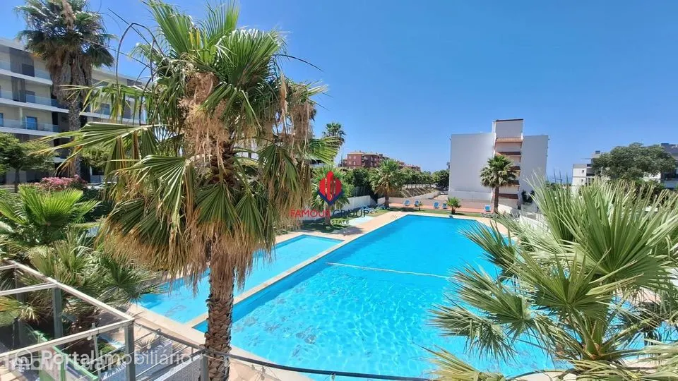 T2 com vista mar e piscina- VAUMAR em Portimão