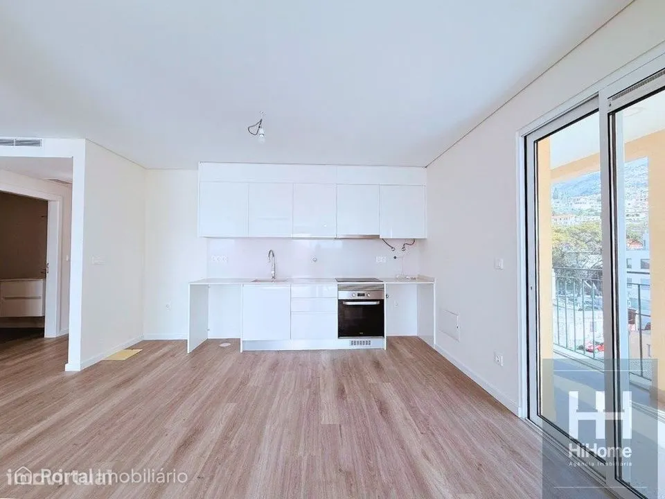 Apartamento T4 Penthouse no Centro do Funchal - Madeira