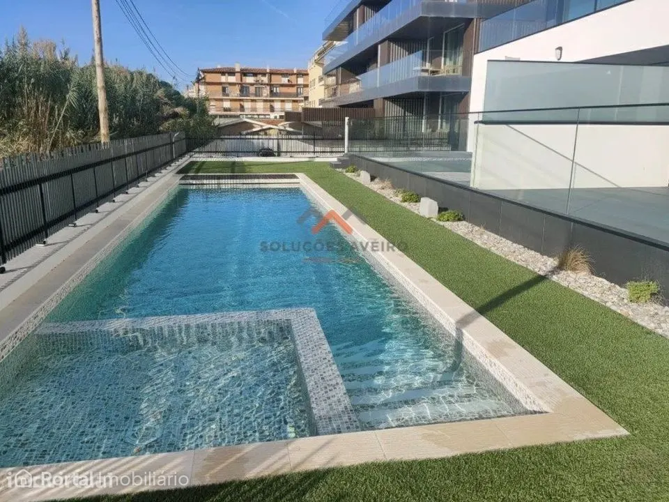 Apartamento T3+1 Duplex - Praia da Costa Nova!