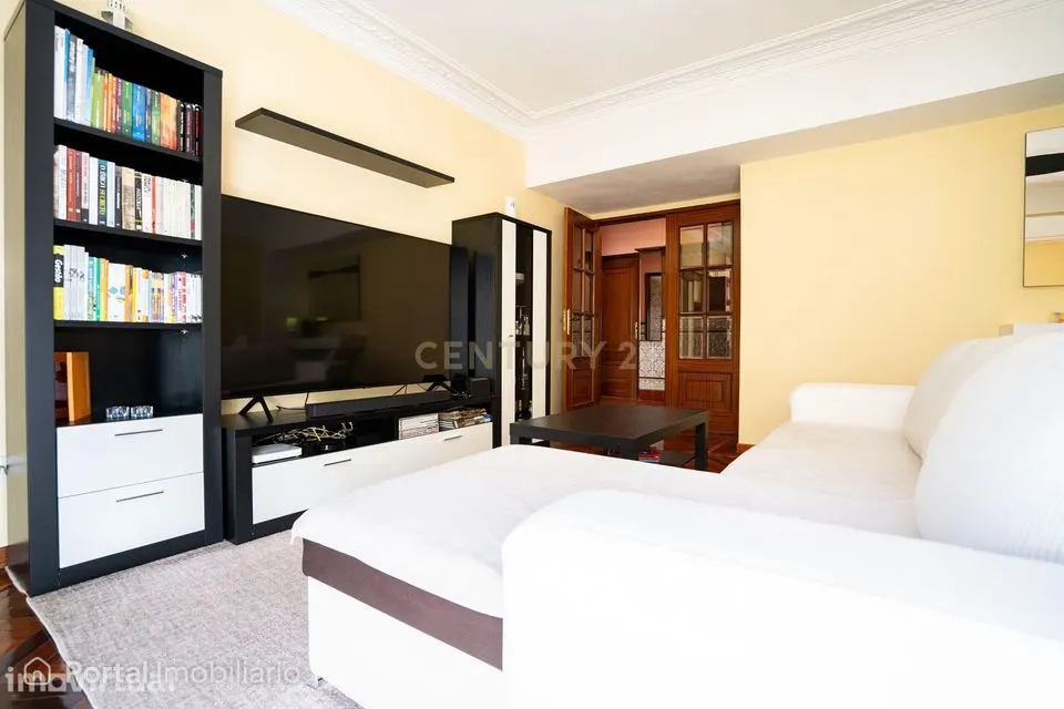 Apartamento T2 no Carregado