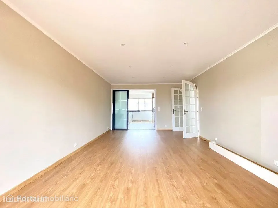 Apartamento T4 Duplex remodelado com vista mar, varandas e terraço ...