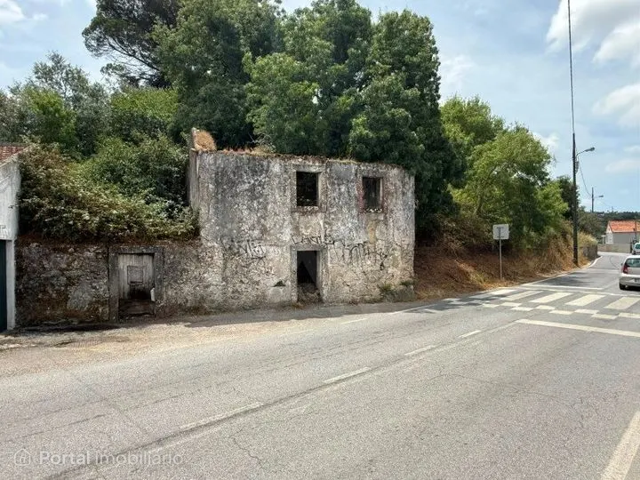 Terreno à venda em Sintra