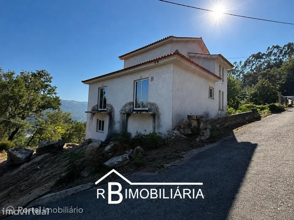 Moradia Isolada V4 c/ Vista para a Barragem – Valadares, S. Pedro Sul