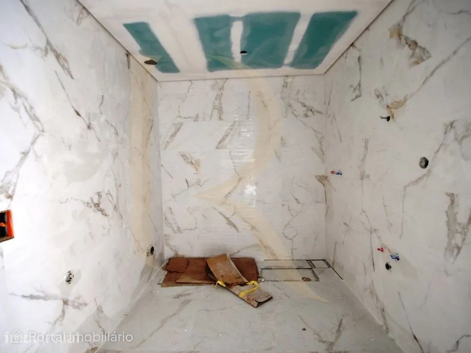 Apartamento T3 novo com elevador e varandas em Santa Marta do Pinha...