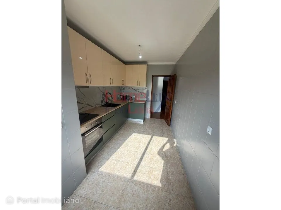 Apartamento T3 recuperado em Rio Tinto