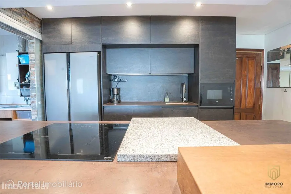 T3 em Ermesinde com garagem box para 4 carros | 185 m²