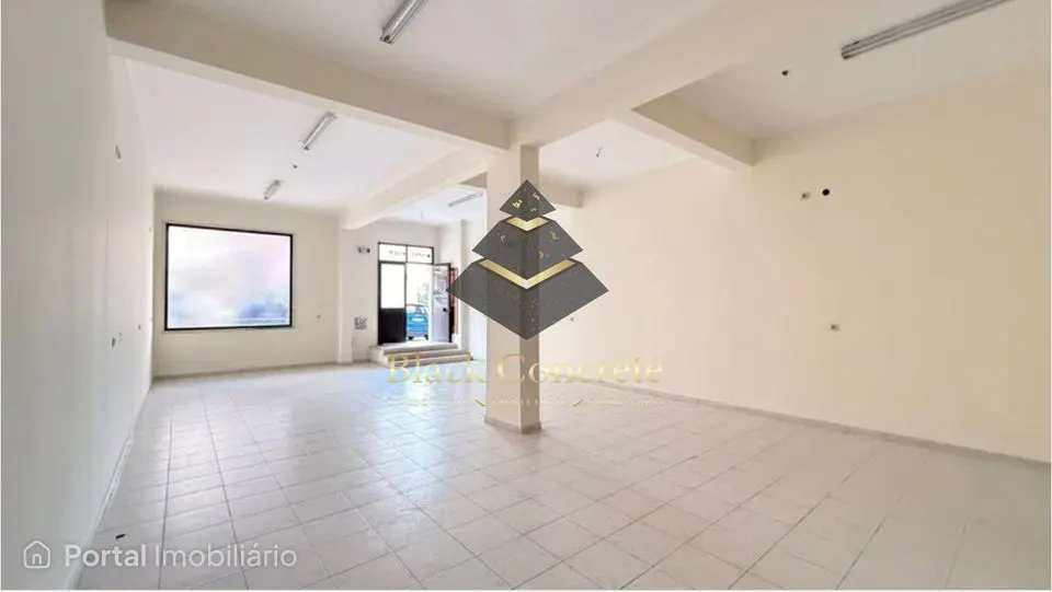 Imóvel comercial à venda em Sintra